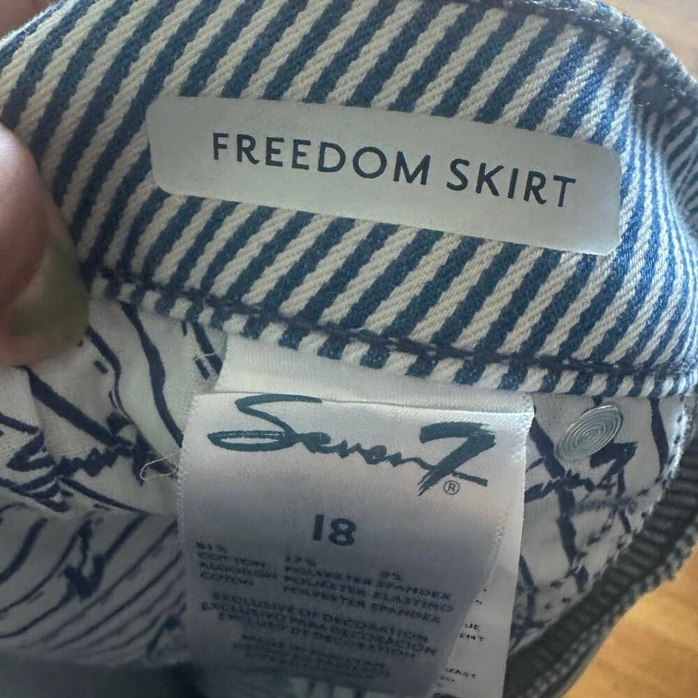 Seven7 Blue & White Striped Denim Mini Skirt – Size 18 - Picture 9 of 10